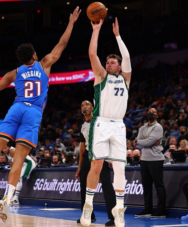 独行侠击败公牛，小试牛刀晋级下一轮的简单介绍